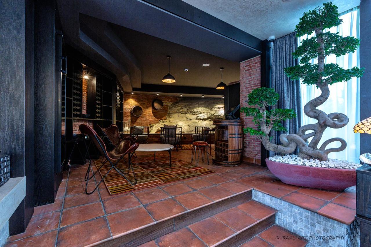 Hotel Adamo Tbilissi Extérieur photo