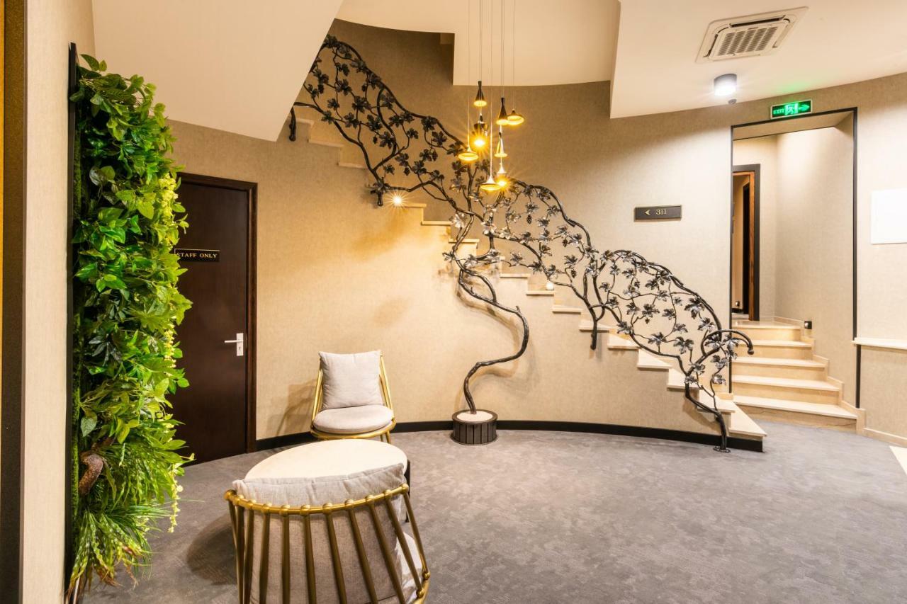 Hotel Adamo Tbilissi Extérieur photo